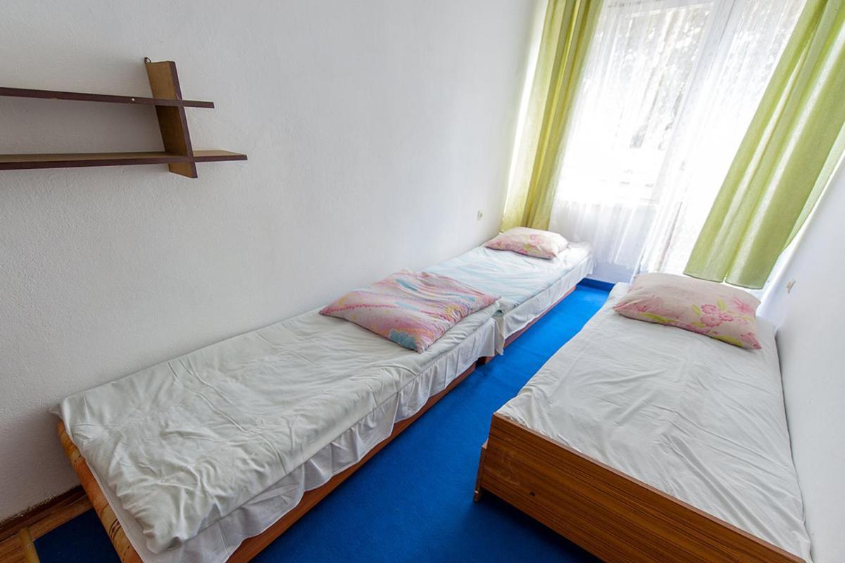 Okw Bursztyn База відпочинку *